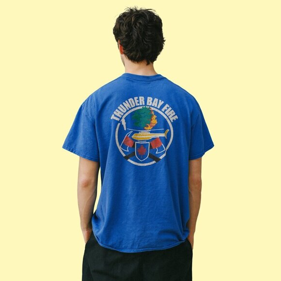 Vintage Thunder Bay Fire Dept Graphic Tee – Gildan Ultra Cotton – Size M - Picture 4 of 12